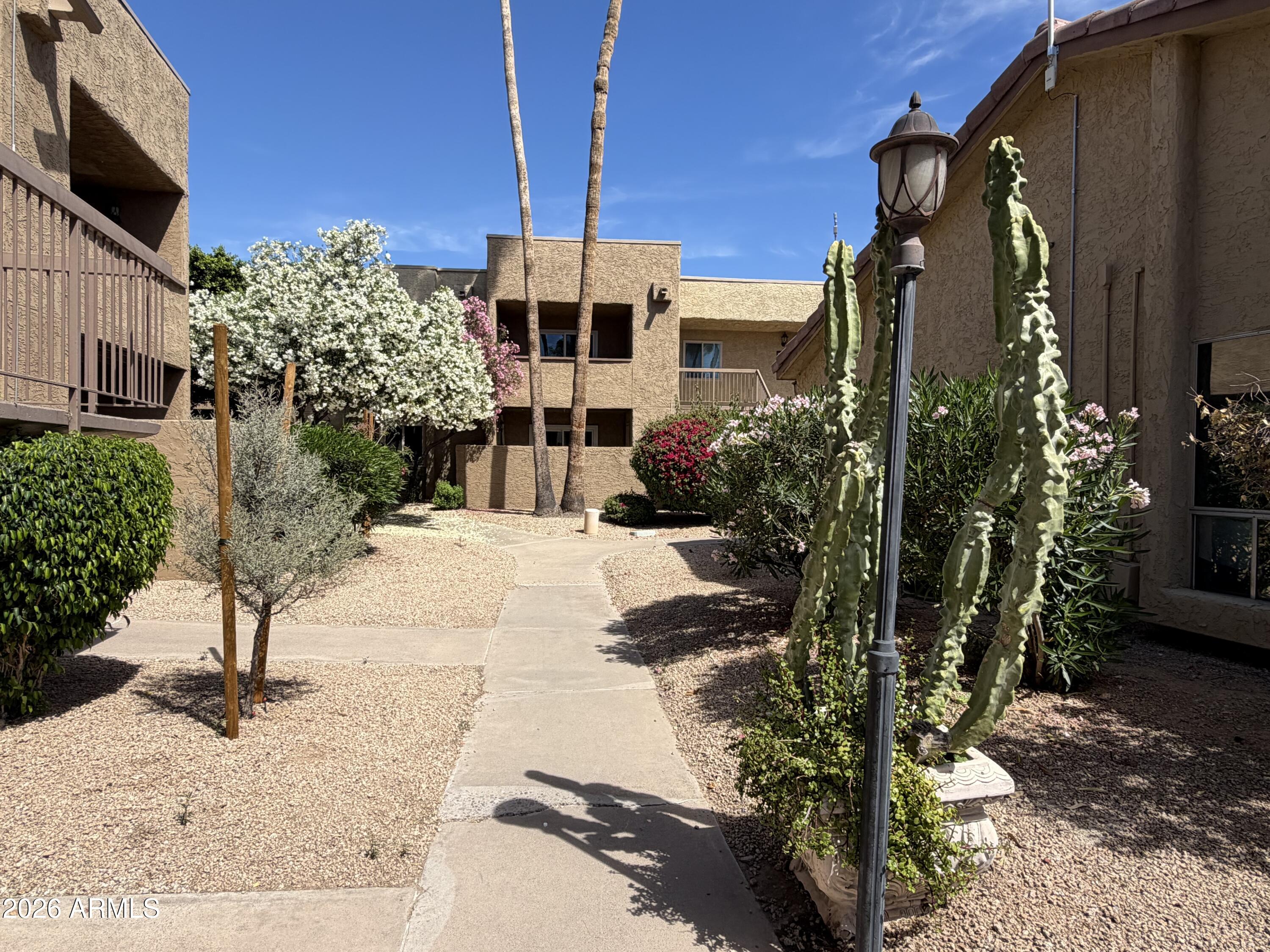 5877 N GRANITE REEF Road 1151