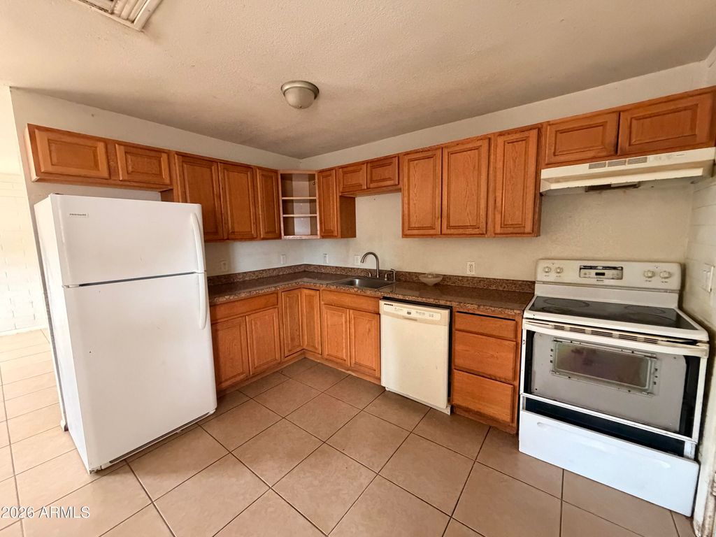 Photo of 366 W Taylor Avenue, Coolidge, AZ 85128 (MLS # 7044209)