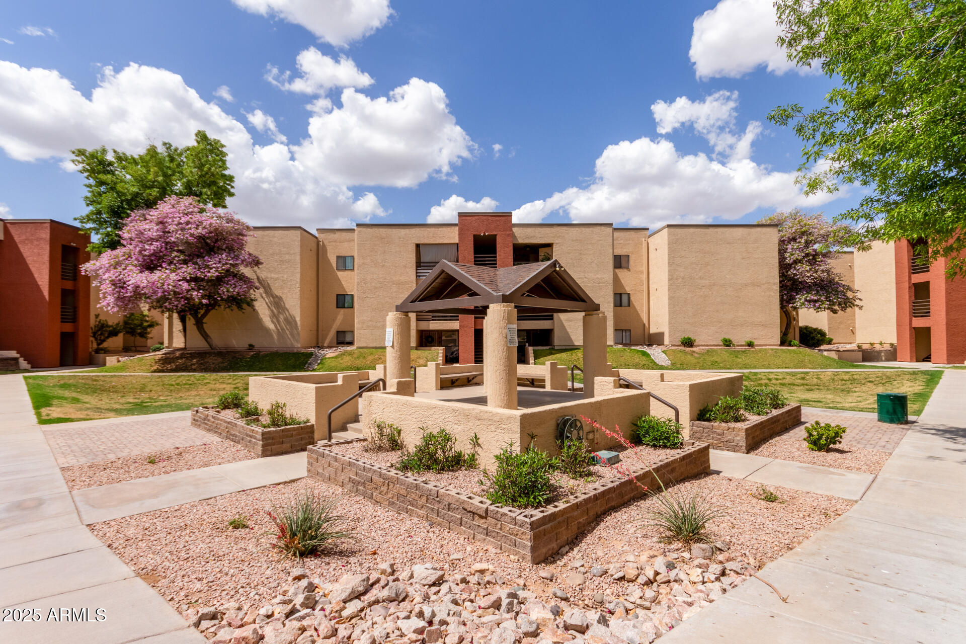 1340 N RECKER Road 109
