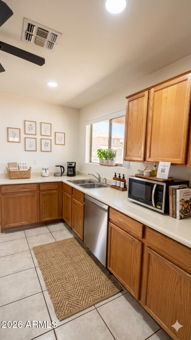 5369 W AUGUSTA Avenue