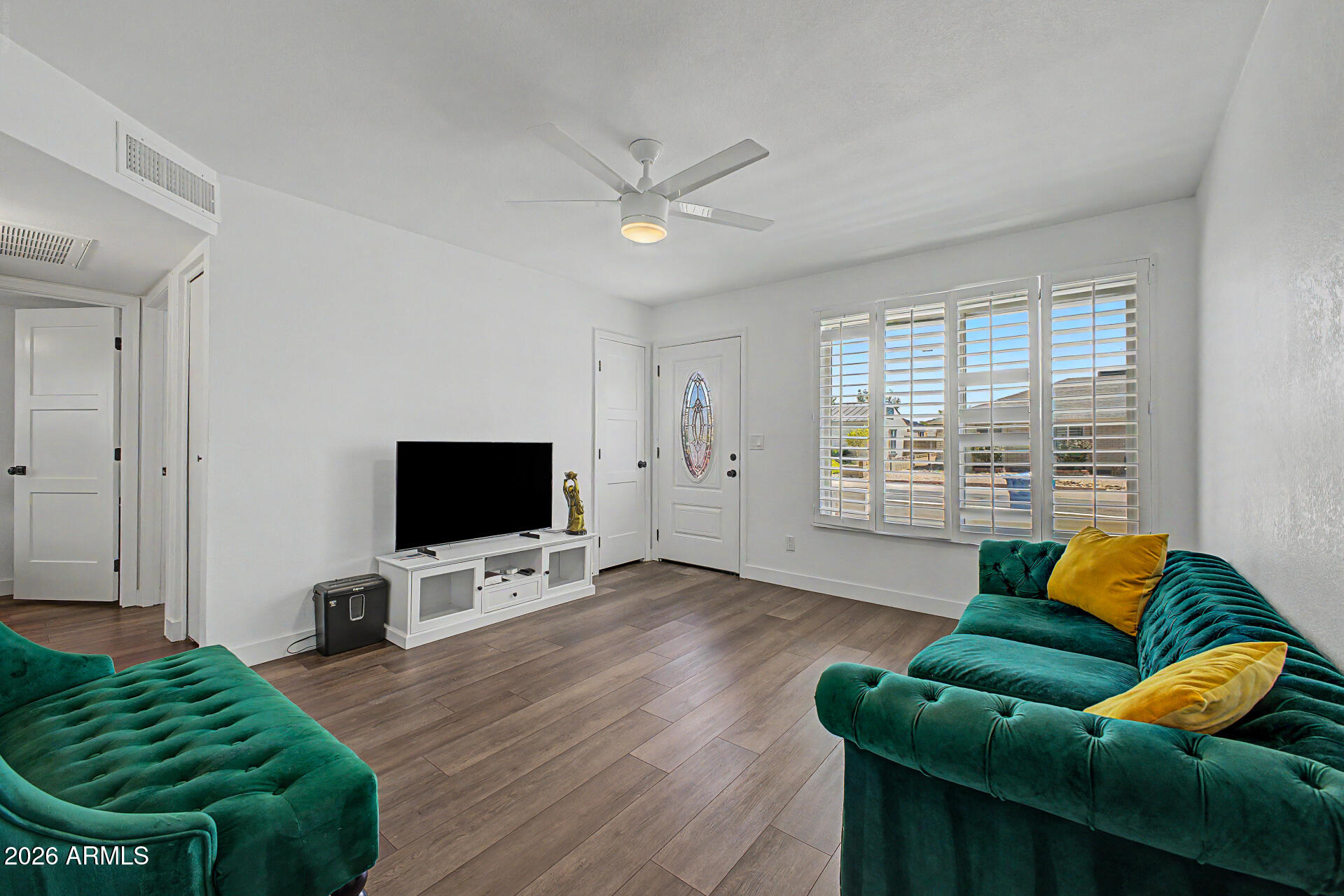 3524 E ANGELA Drive
