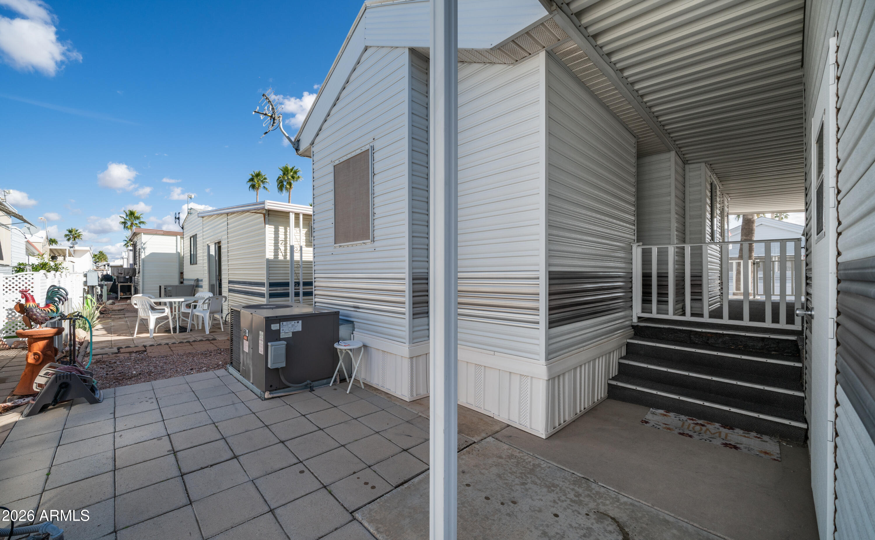 GOLDEN VISTA - Residential