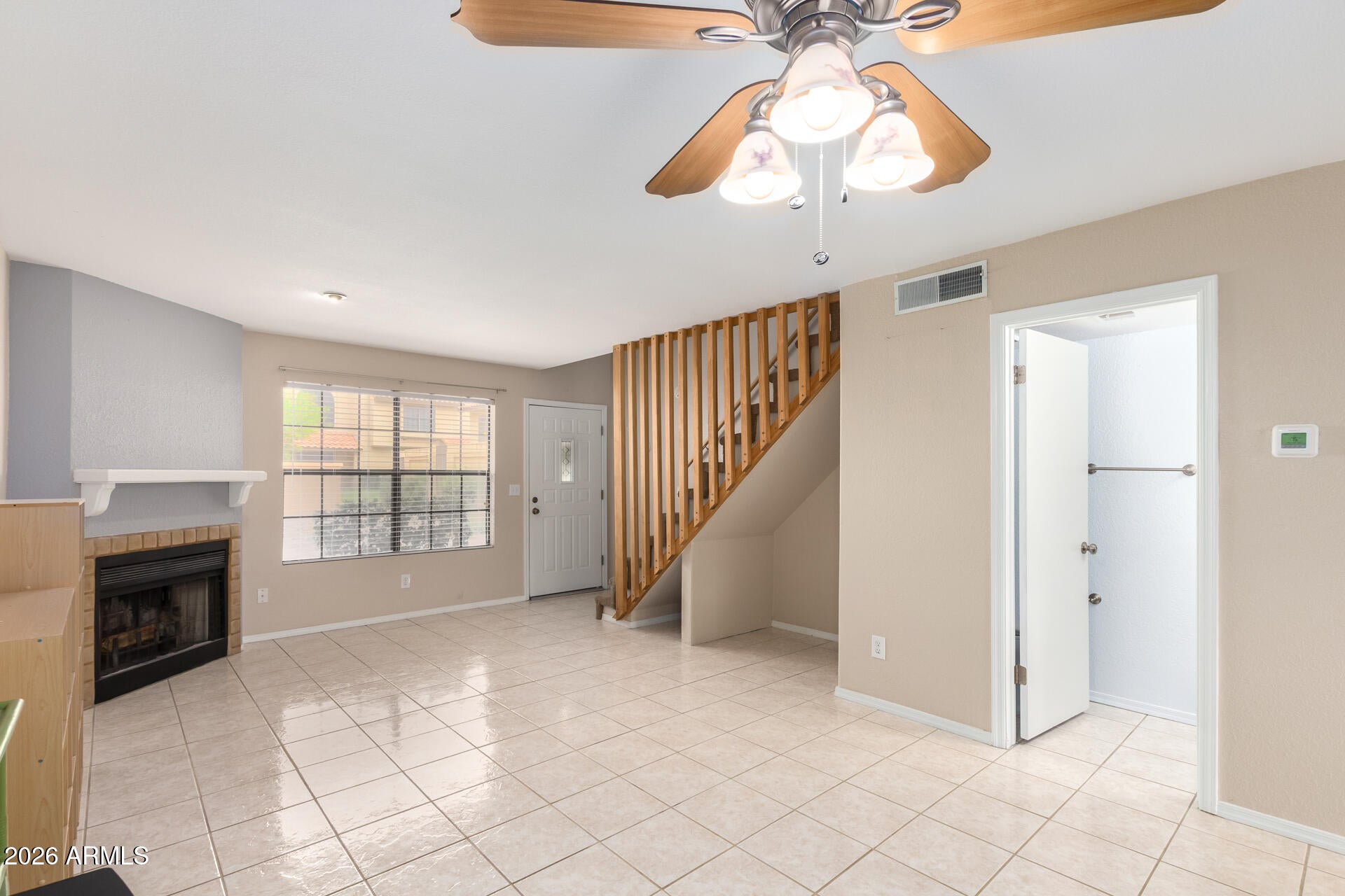 5704 E Aire Libre Avenue 1012