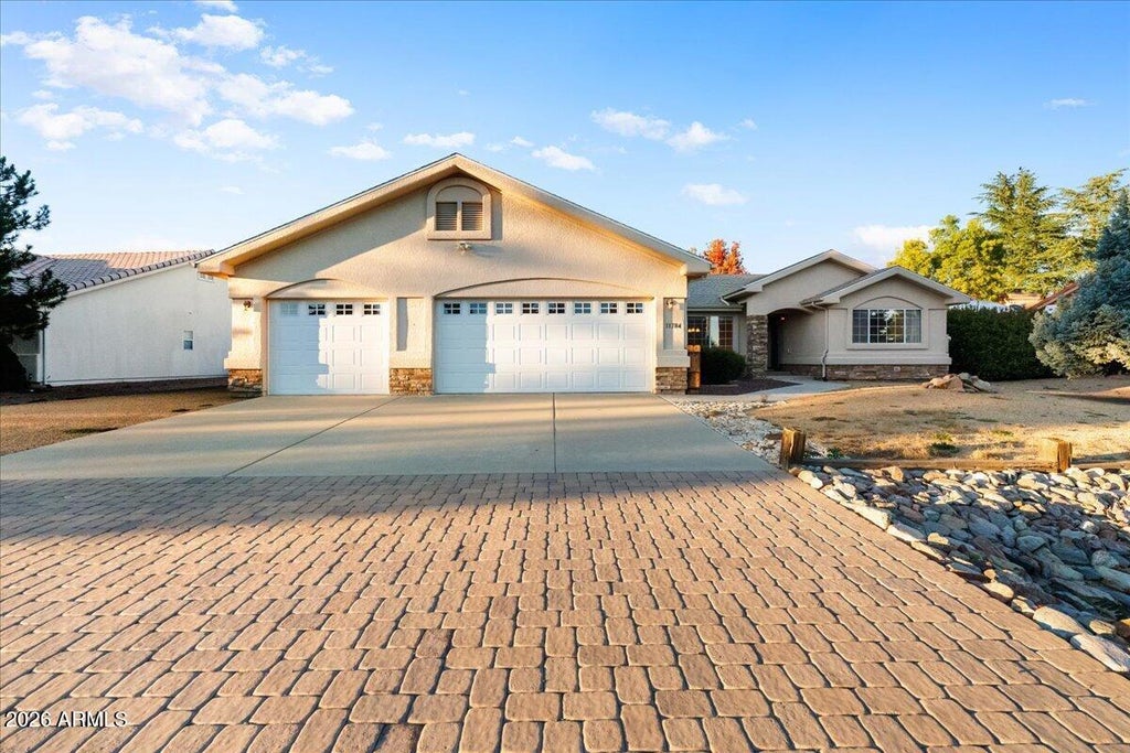 Photo of 11784 E Longhorn Drive, Dewey, AZ 86327 (MLS # 7095253)
