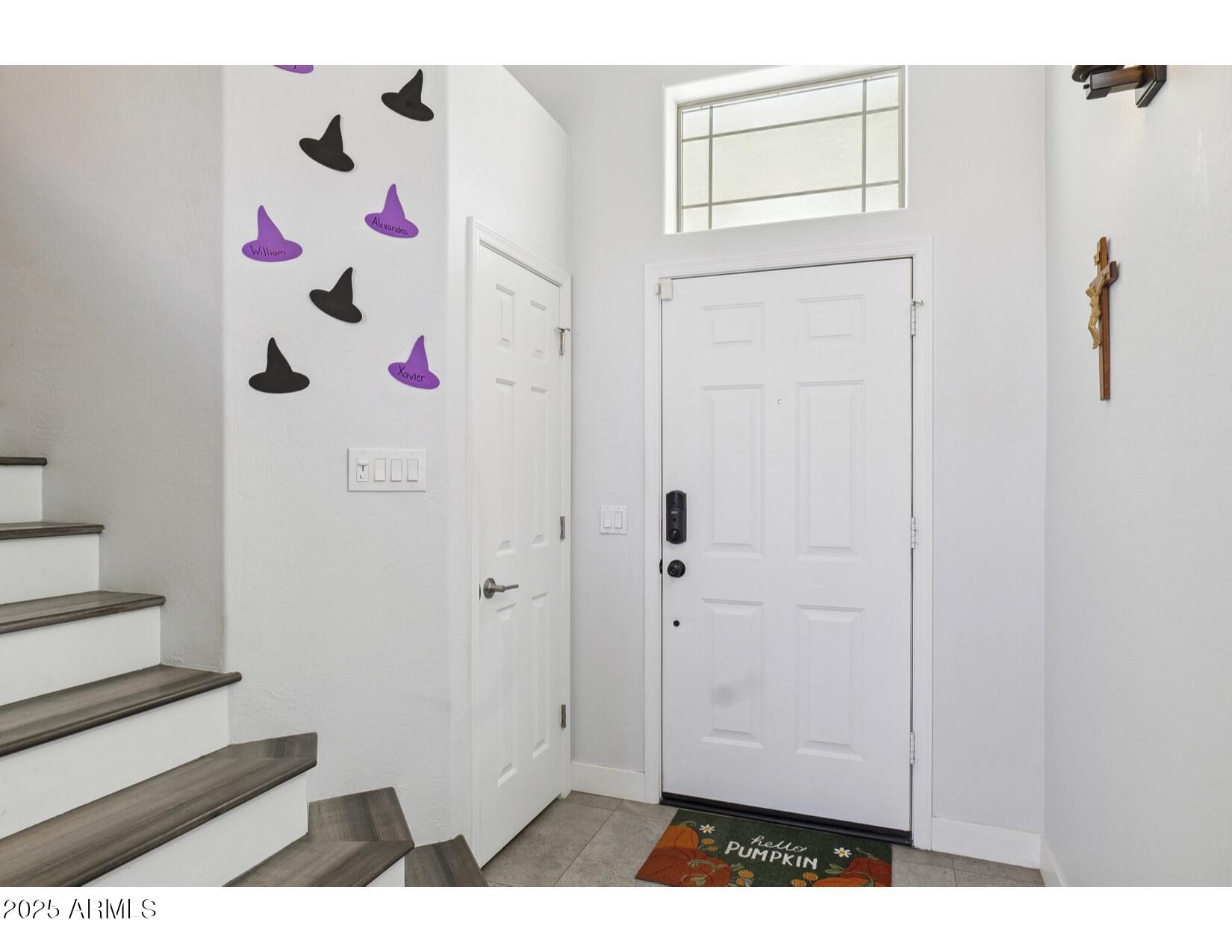 5050 E ROBERTA Drive