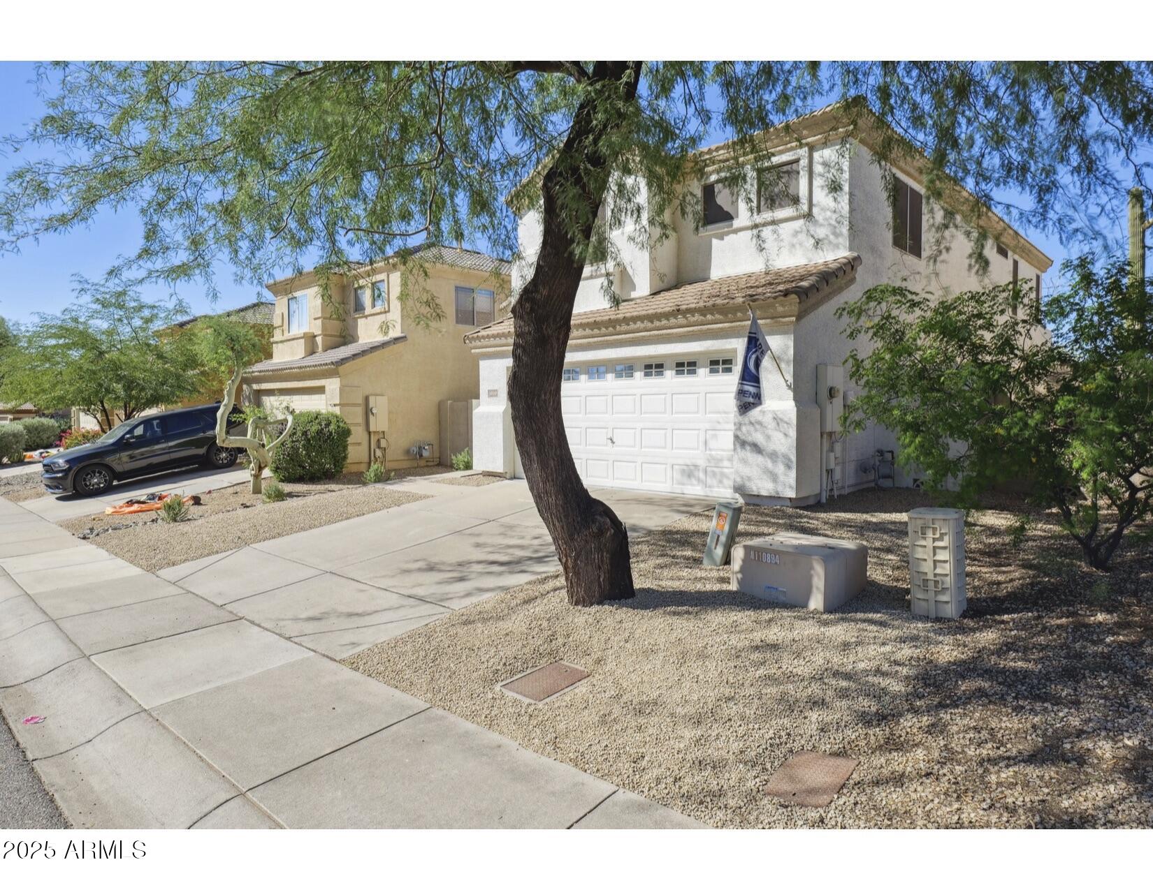 5050 E ROBERTA Drive