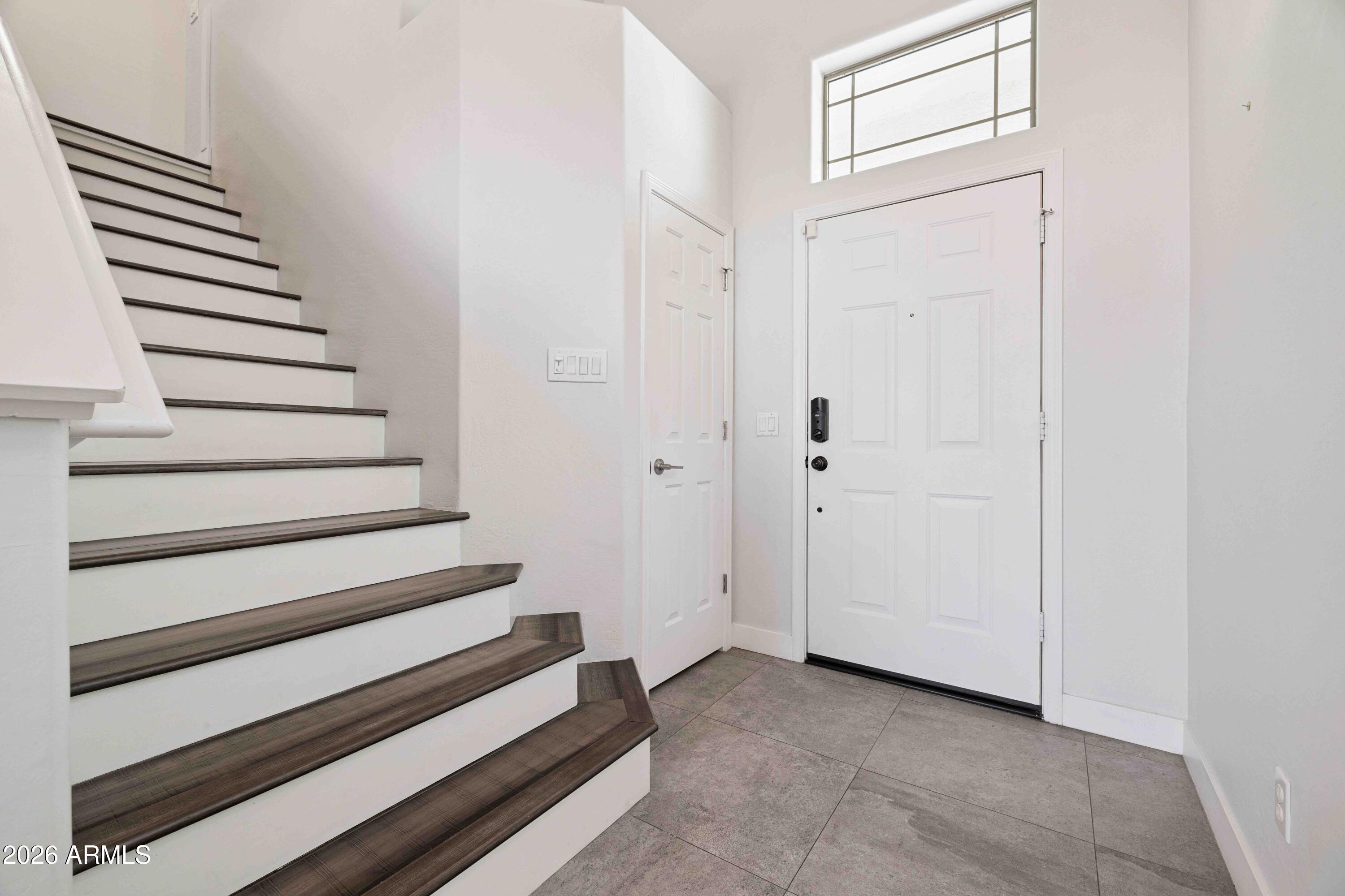 5050 E ROBERTA Drive