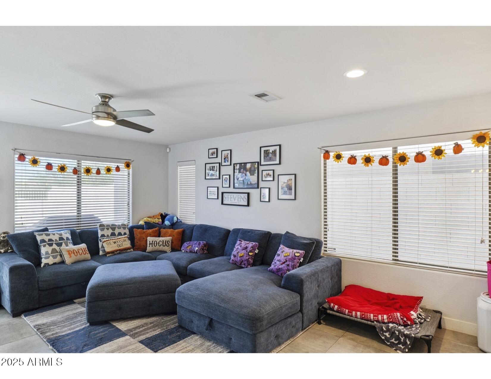 5050 E ROBERTA Drive