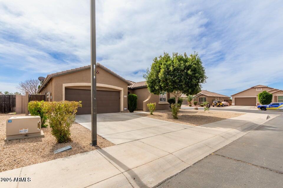 16151 W DESERT FLOWER Drive