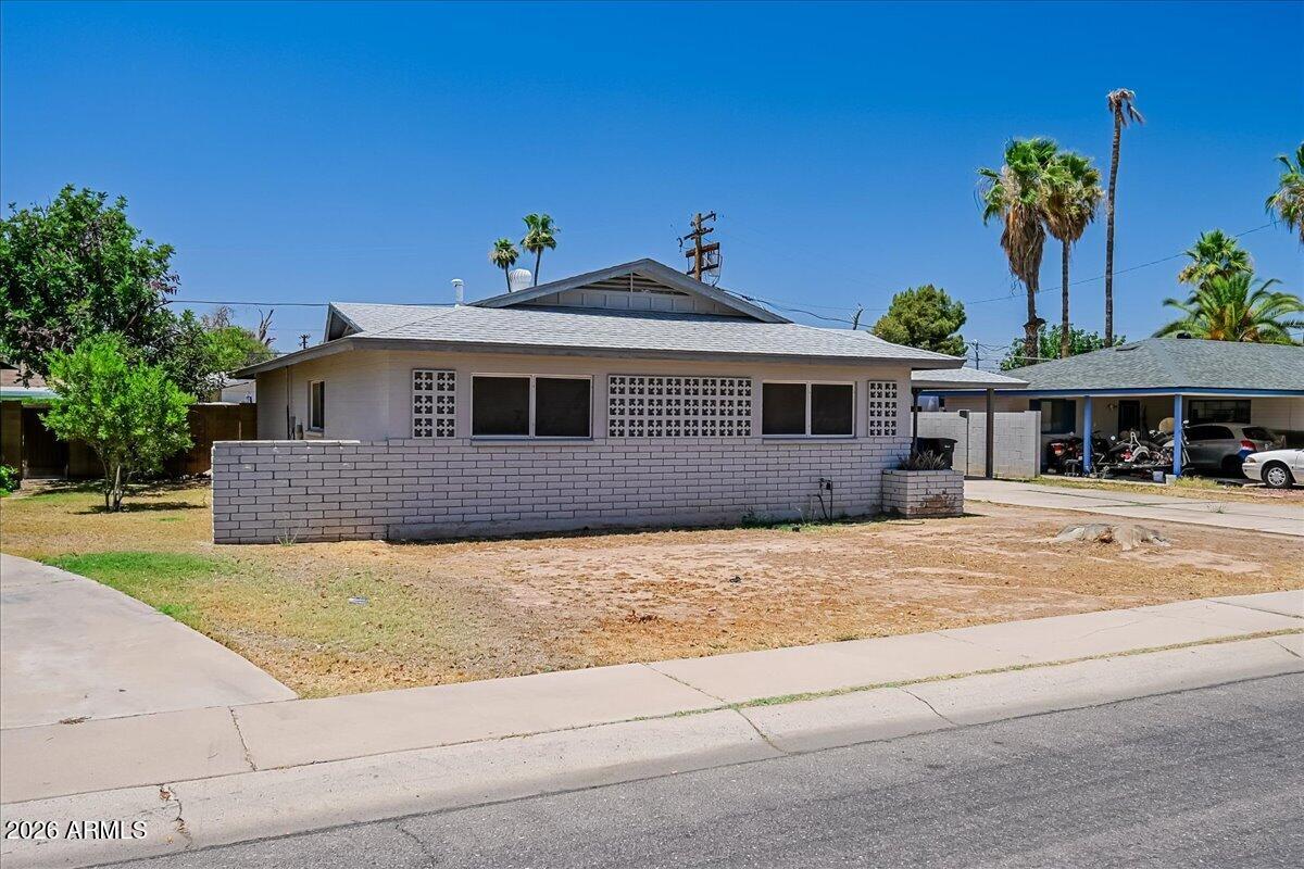 536 N CHERI LYNN Drive
