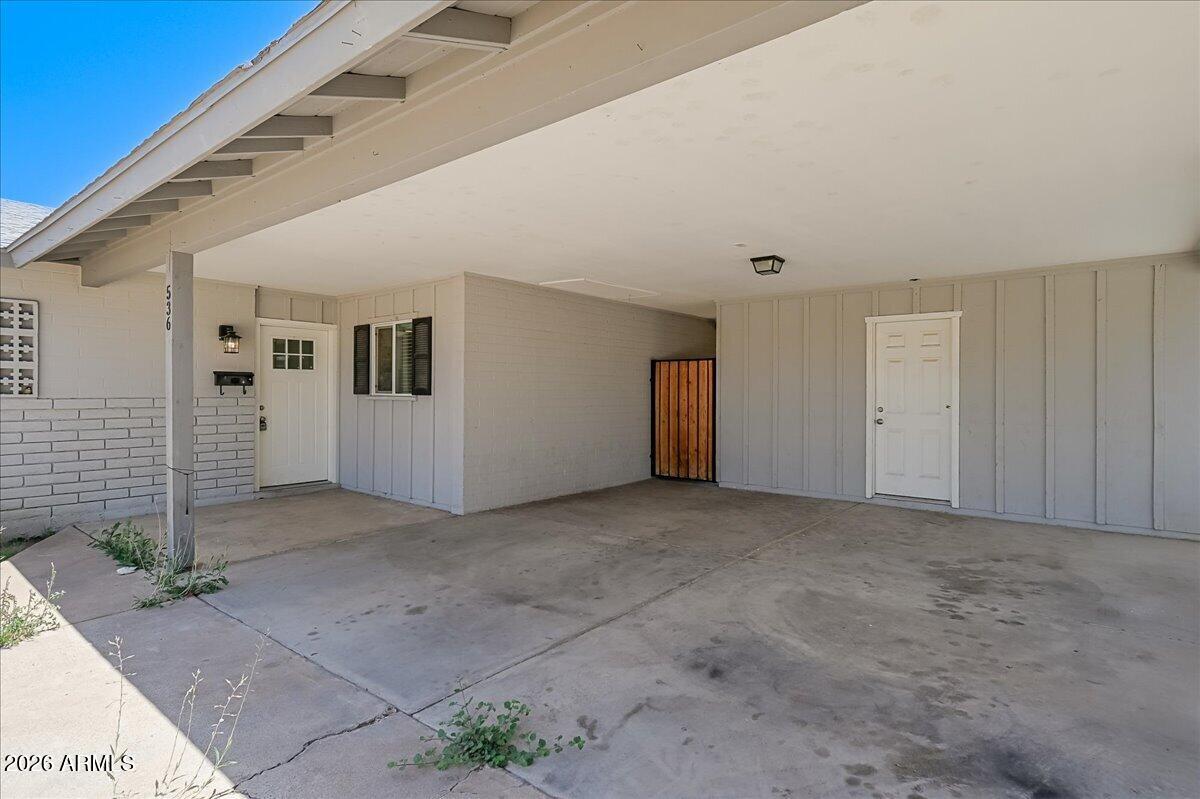 536 N CHERI LYNN Drive
