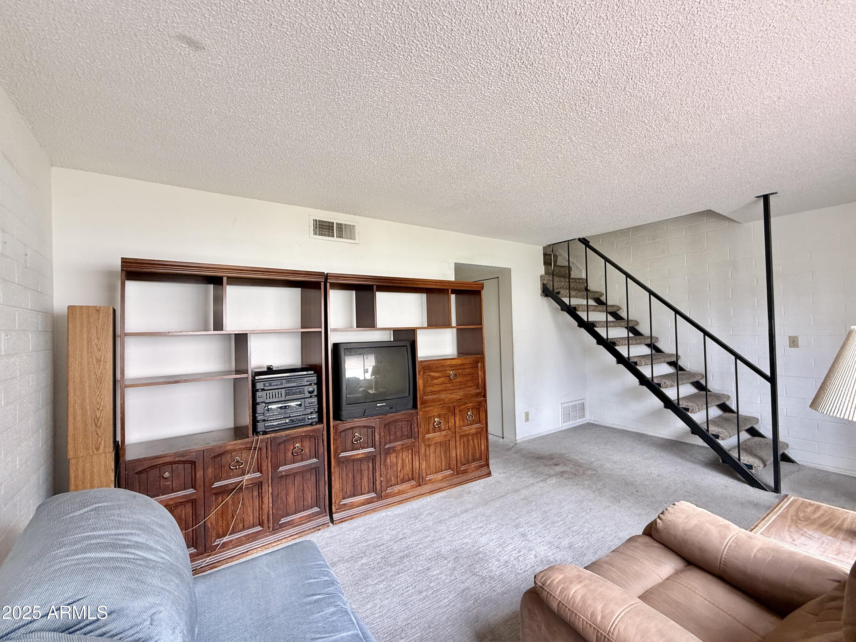 8210 E GARFIELD Street K4