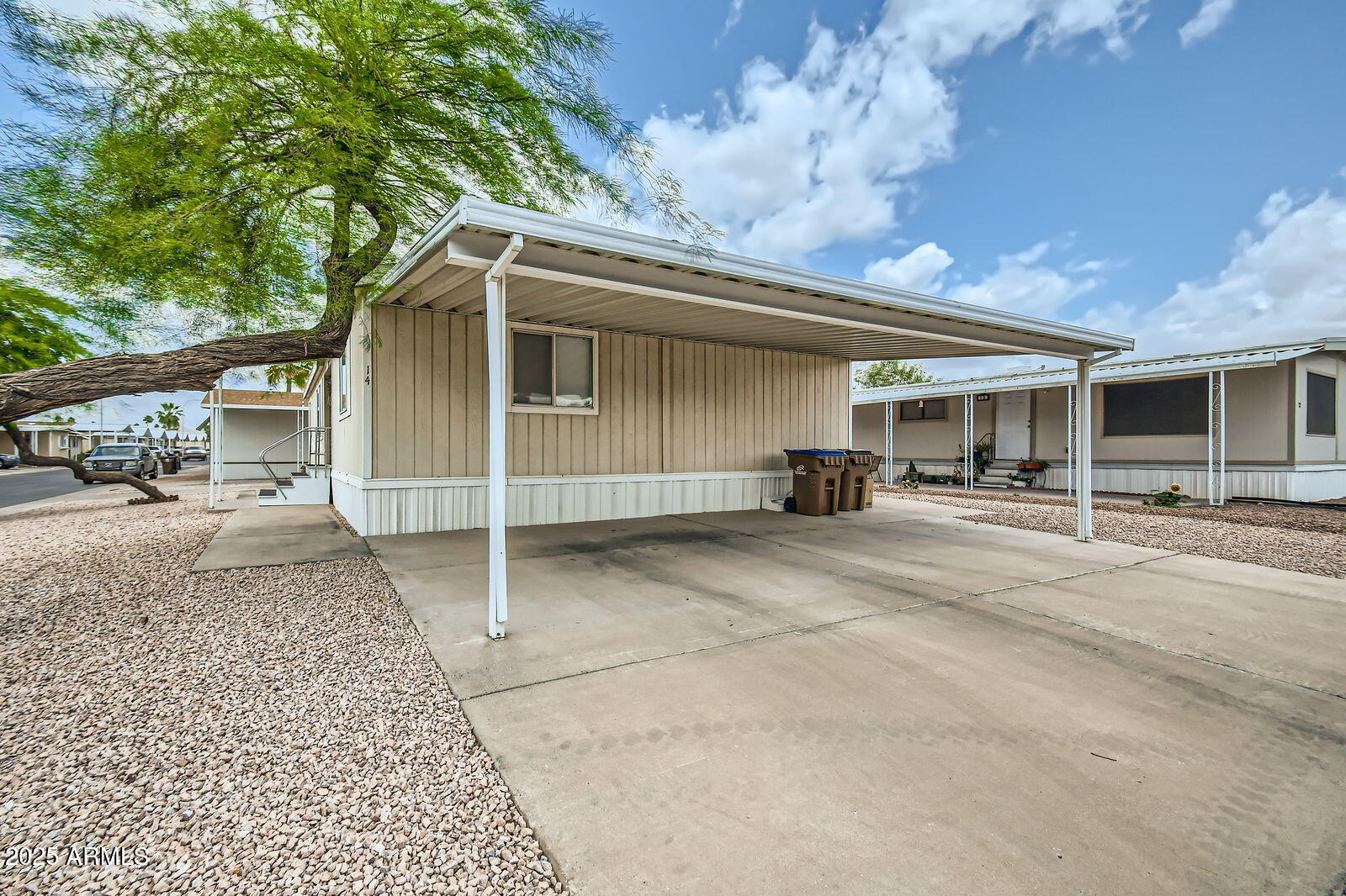 9431 E CORALBELL Avenue 14