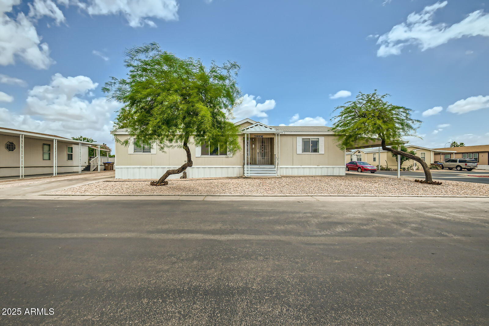 9431 E CORALBELL Avenue 14