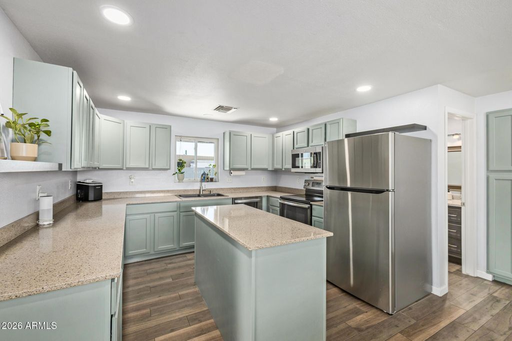 Photo of 1925 E Greasewood Street, Apache Junction, AZ 85119 (MLS # 6969586)