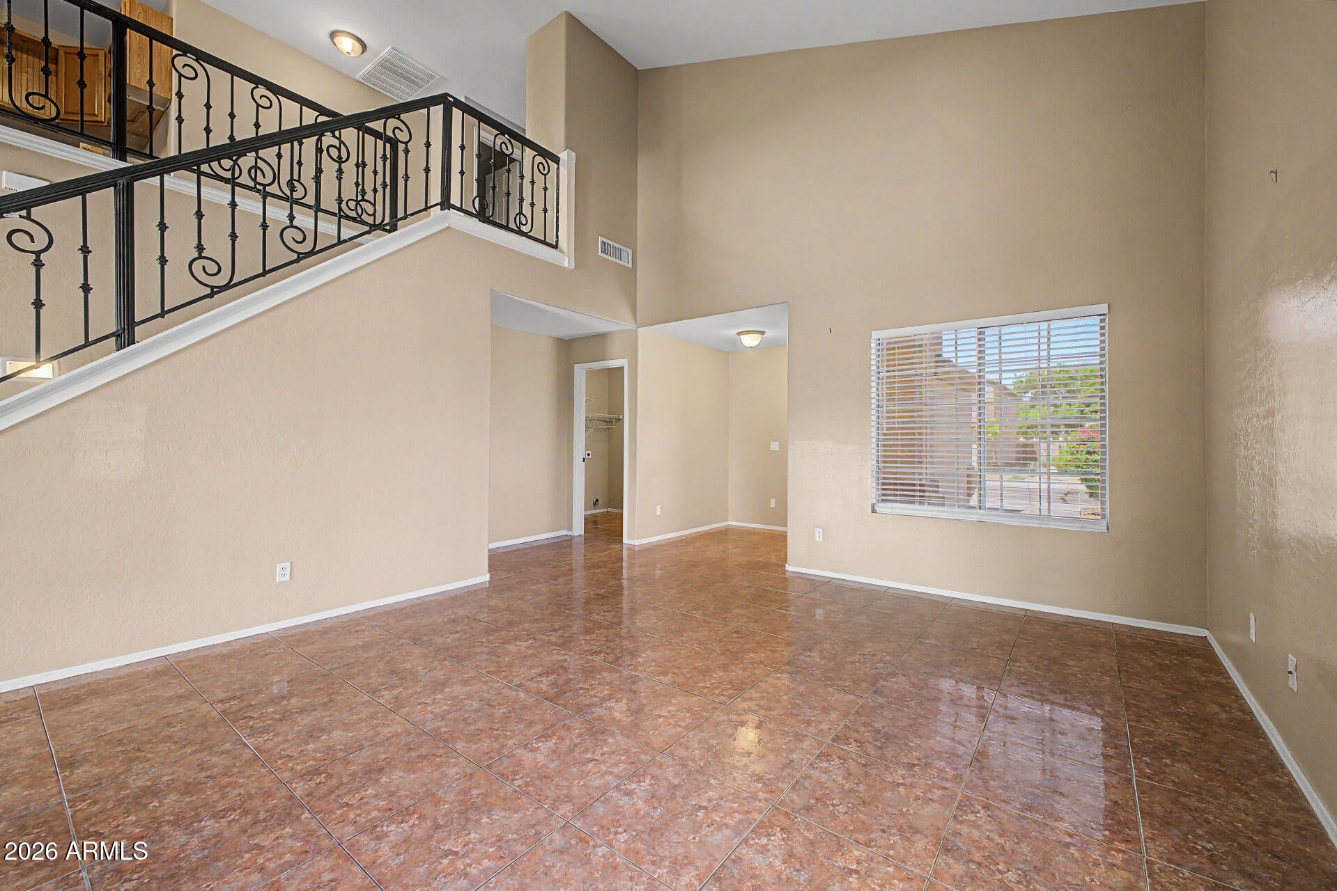 2525 W TANNER RANCH Road