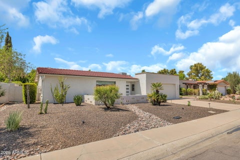 Photo of 7630 N Via Del Paraiso, Scottsdale, AZ 85258 (MLS # 7077665)