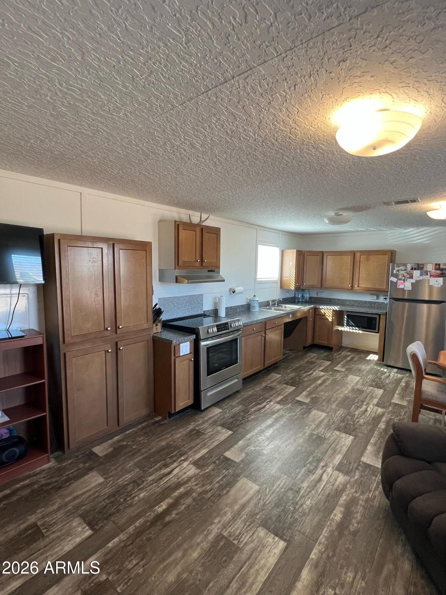 Hodgins Acres - Residential