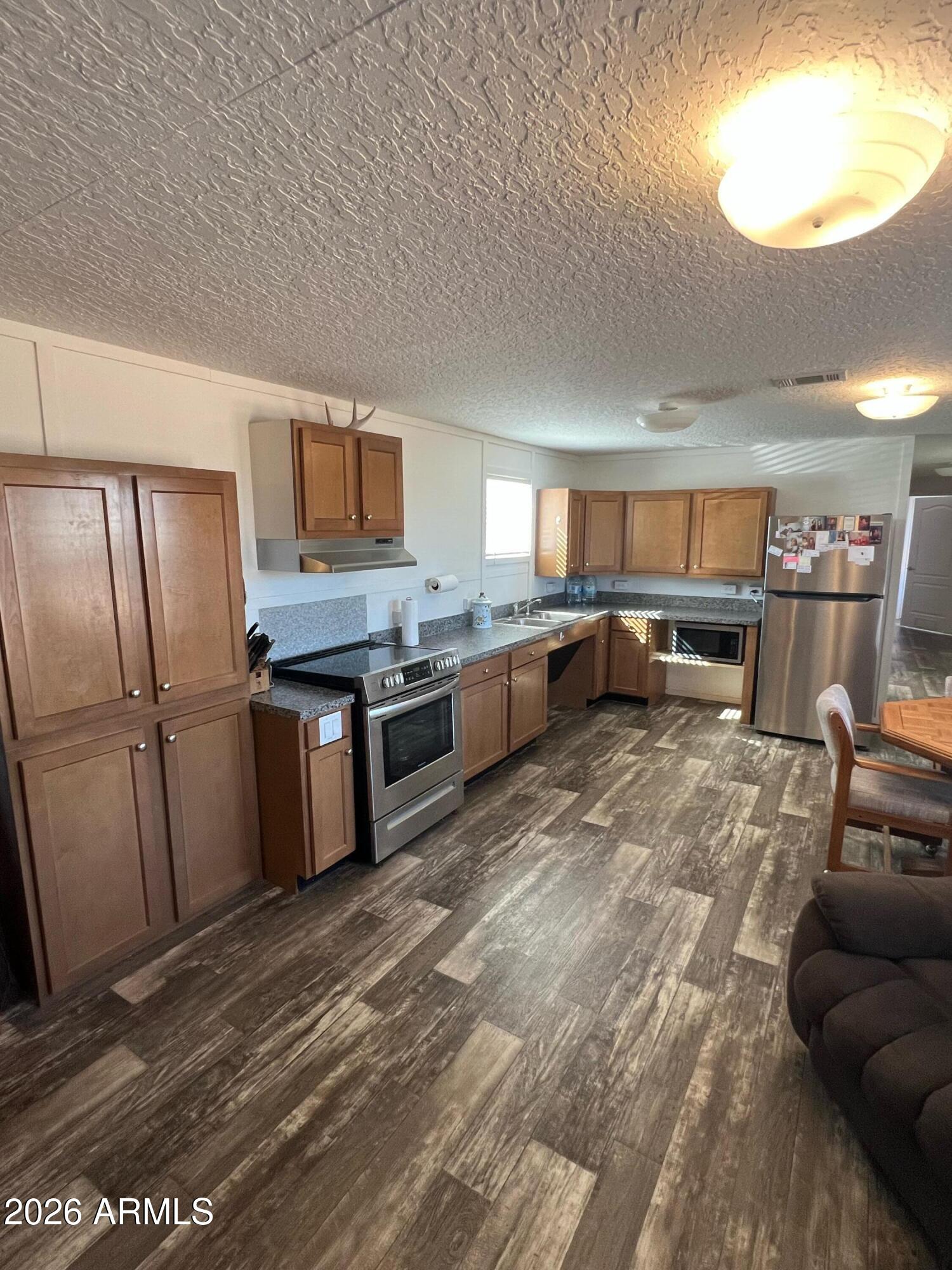 Hodgins Acres - Residential