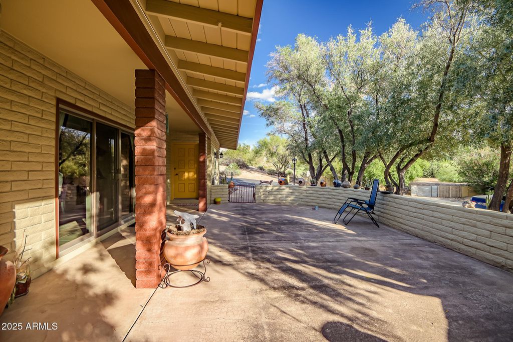 Photo of 7829 E Carefree Estates Circle, Carefree, AZ 85377 (MLS # 6948735)