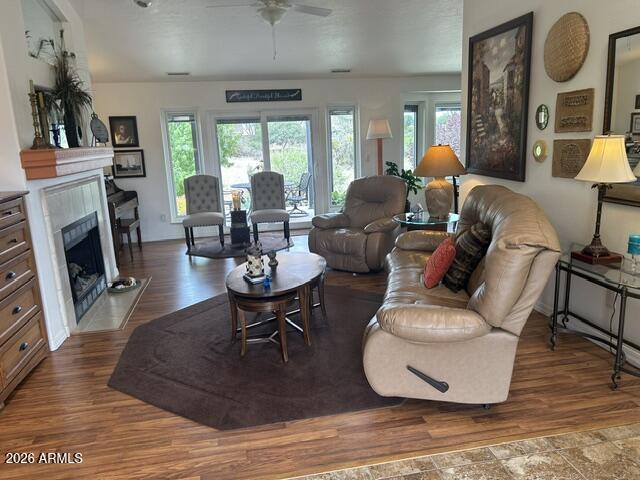 1930 GOLF VIEW Lane
