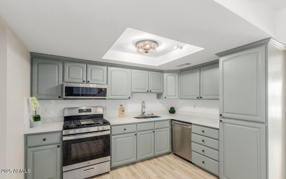 2248 W COLUMBINE Drive