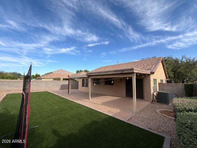 475 W MIDLAND Lane