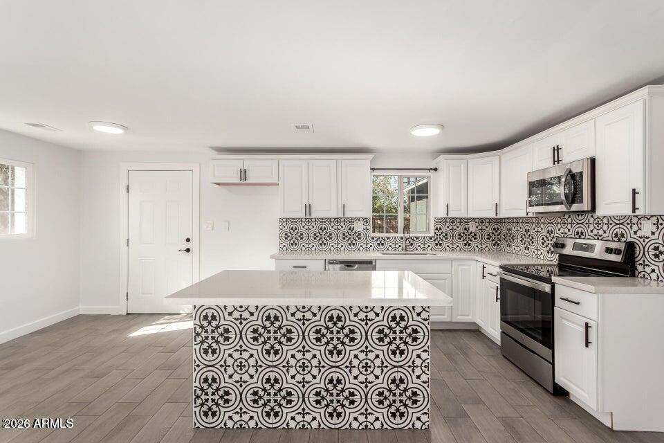 240 N MONTE VISTA Street