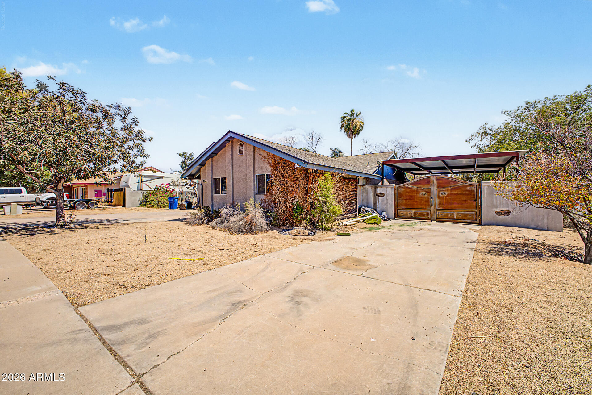 3117 E GABLE Circle
