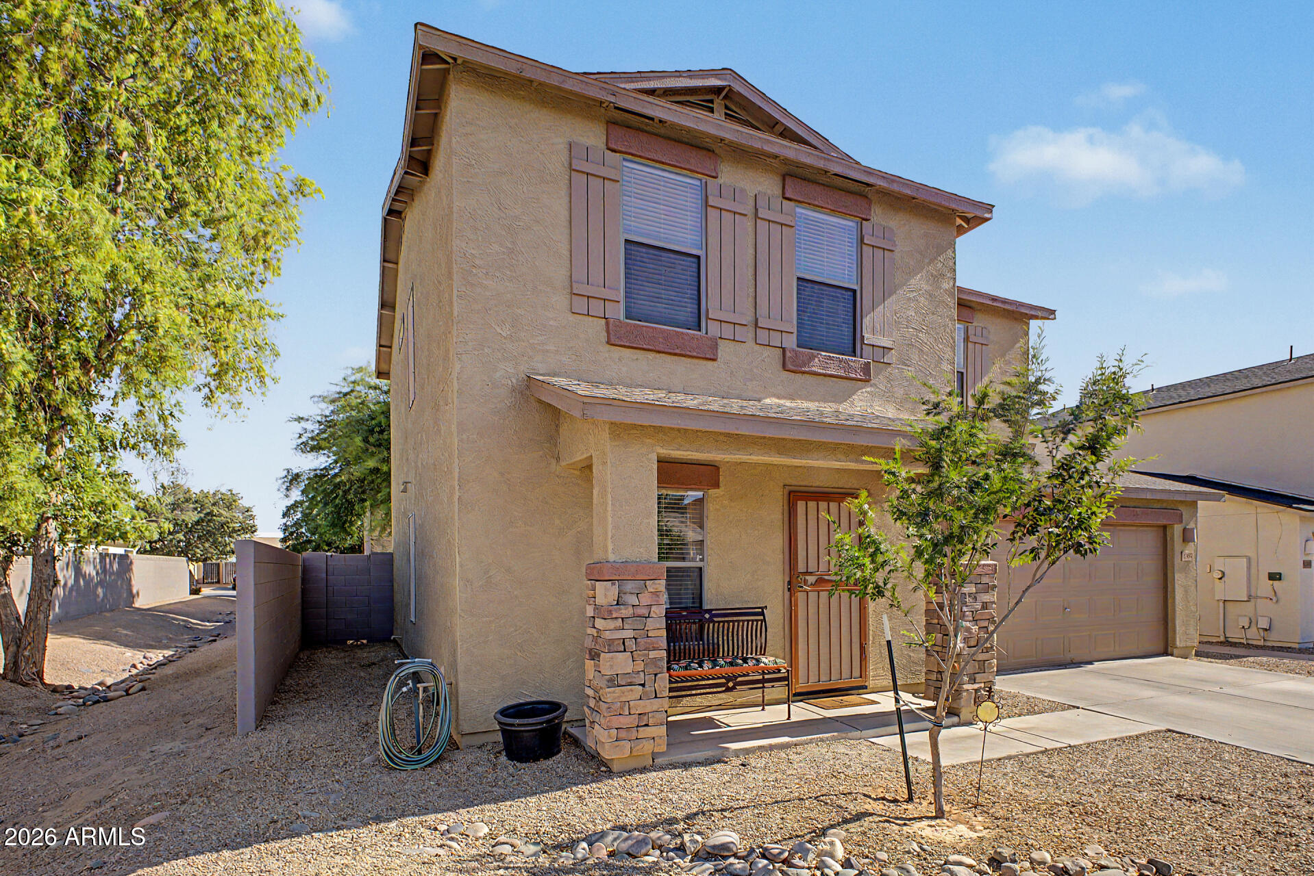 2357 E MEADOW CREEK Way