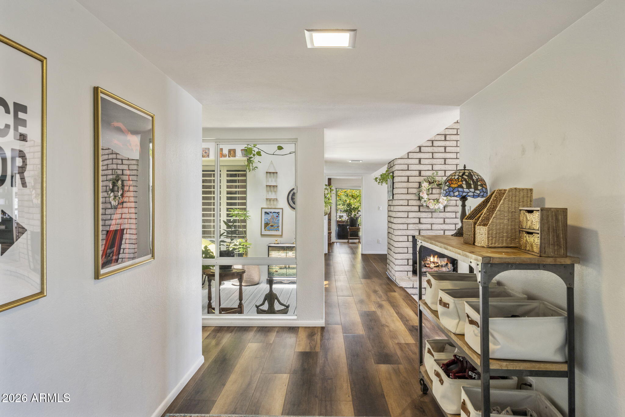 52 W THUNDERBIRD Road