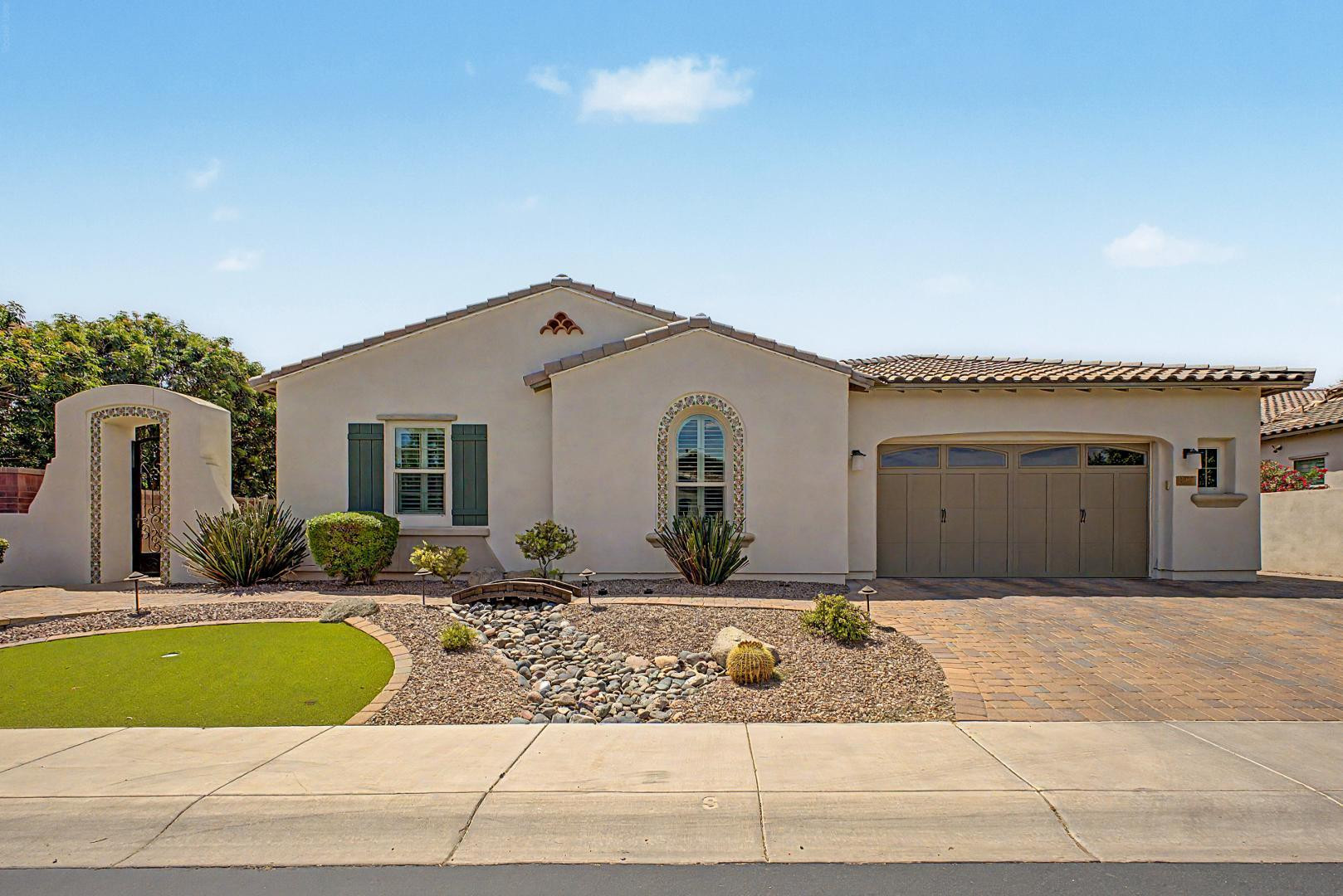 2327 E Mahogany Place