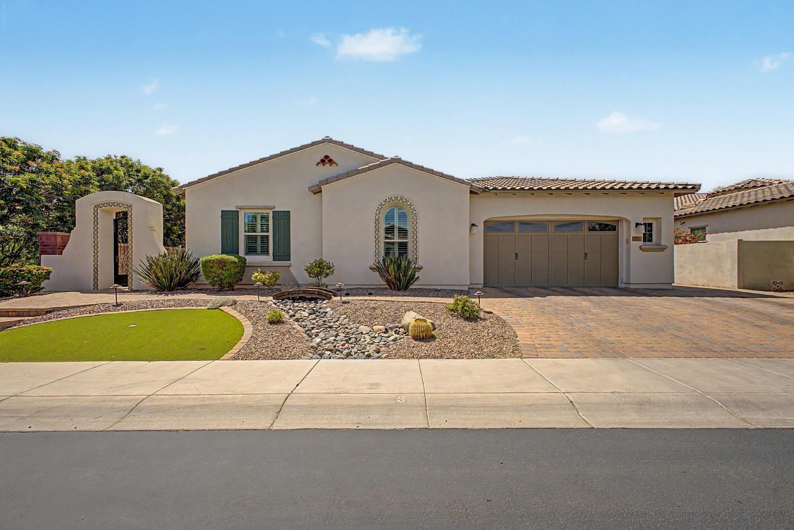 2327 E Mahogany Place