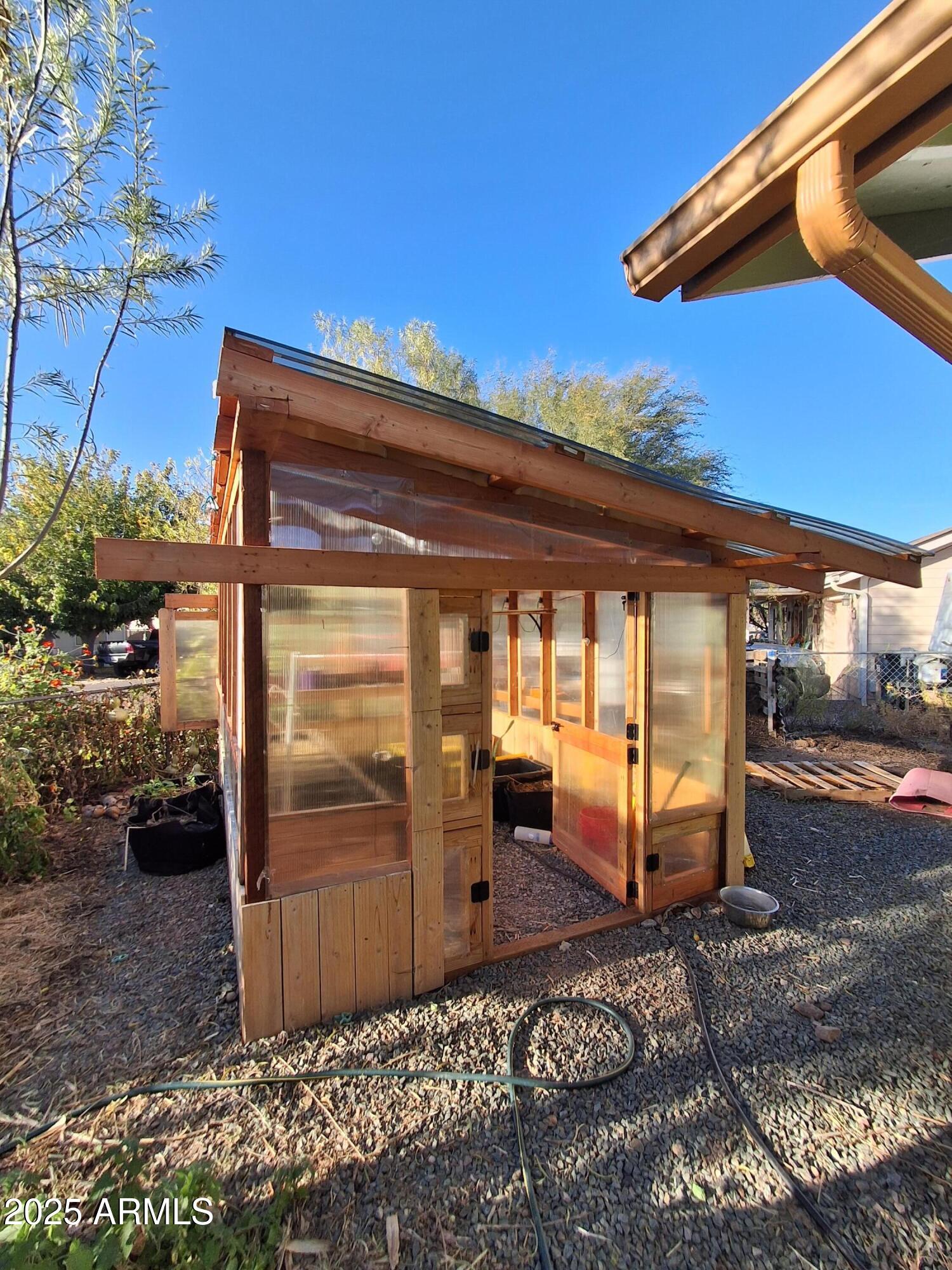 4020 E CREEK VIEW Drive