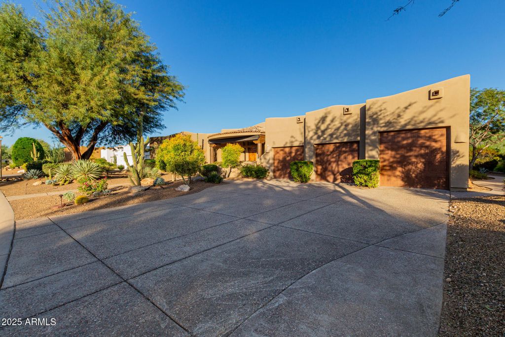 Photo of 27609 N Desierto Drive, Rio Verde, AZ 85263 (MLS # 6938628)