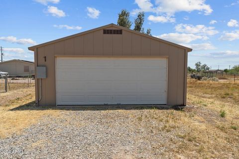 A home in Tonopah