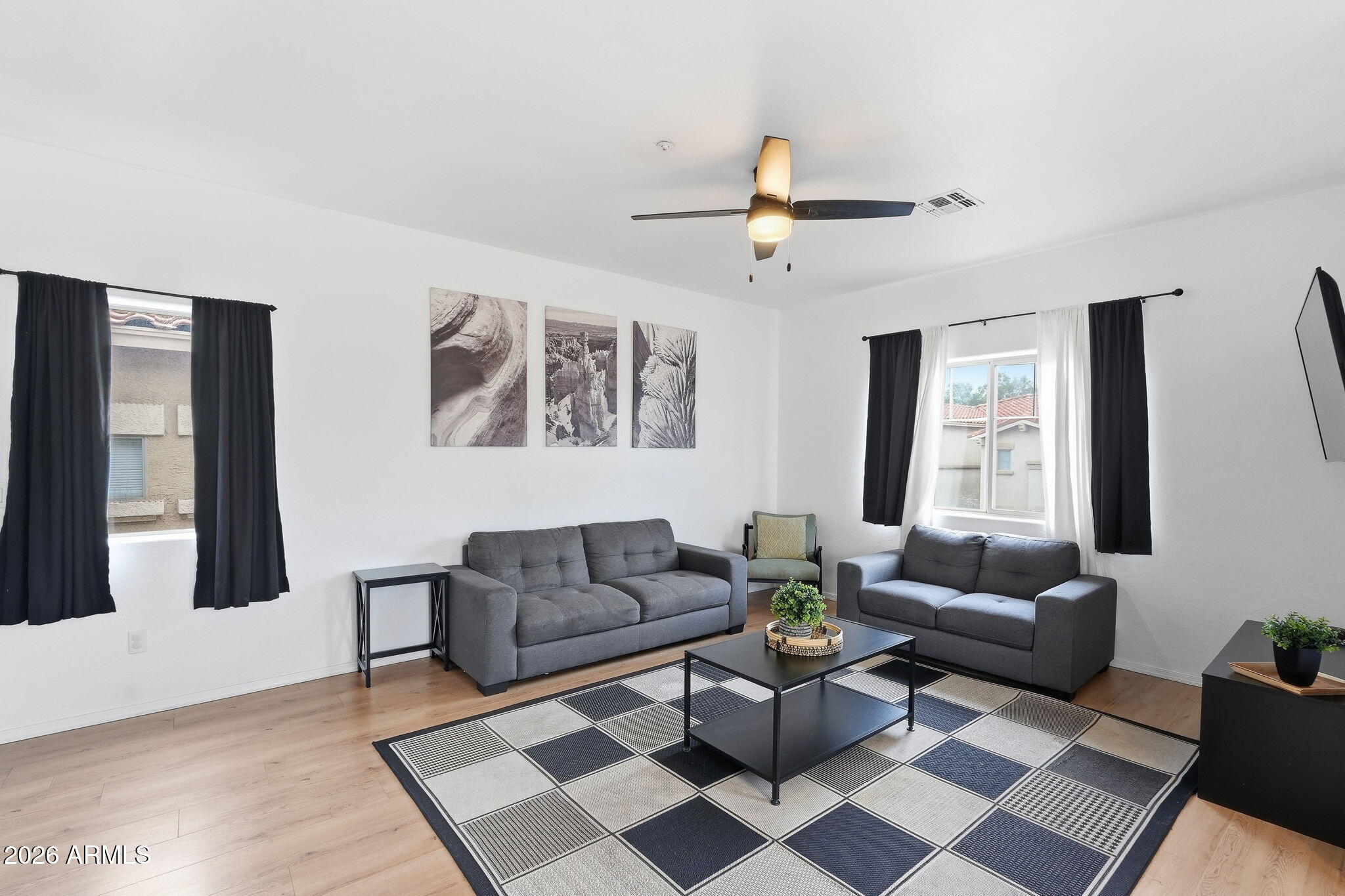525 N MILLER Road 216