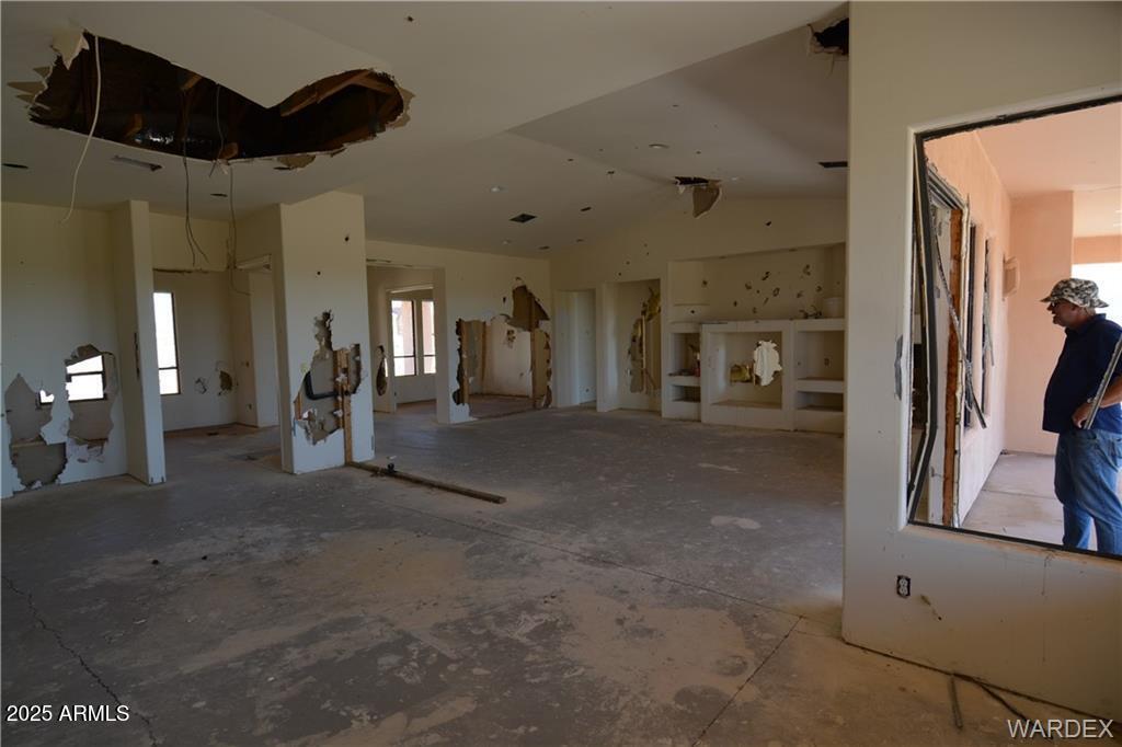 12372 E OLD MULE Drive