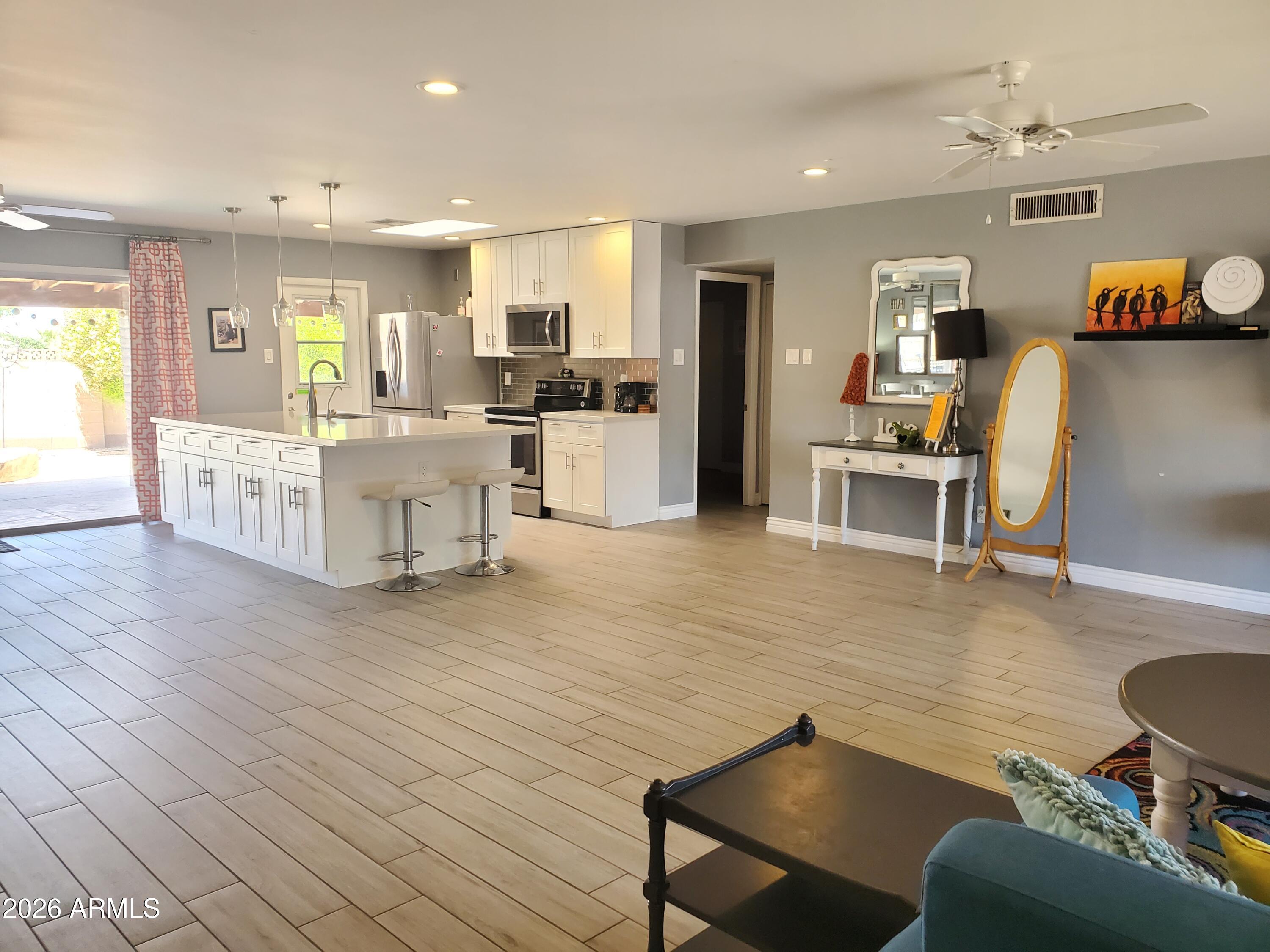 4404 S RITA Lane