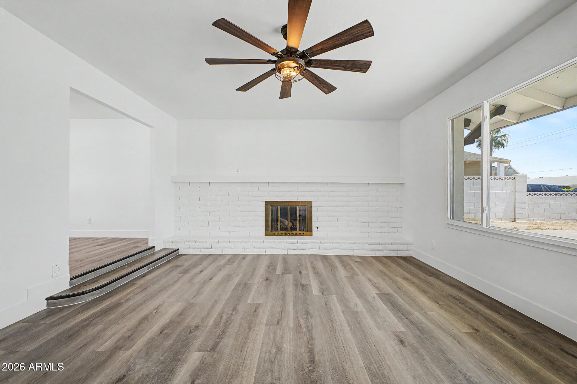 4316 W ROSE Lane
