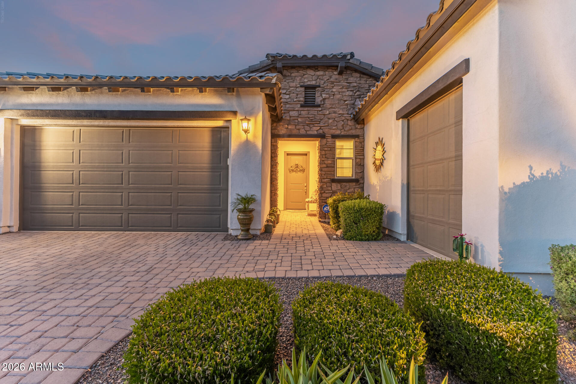 20472 W COOLIDGE Street