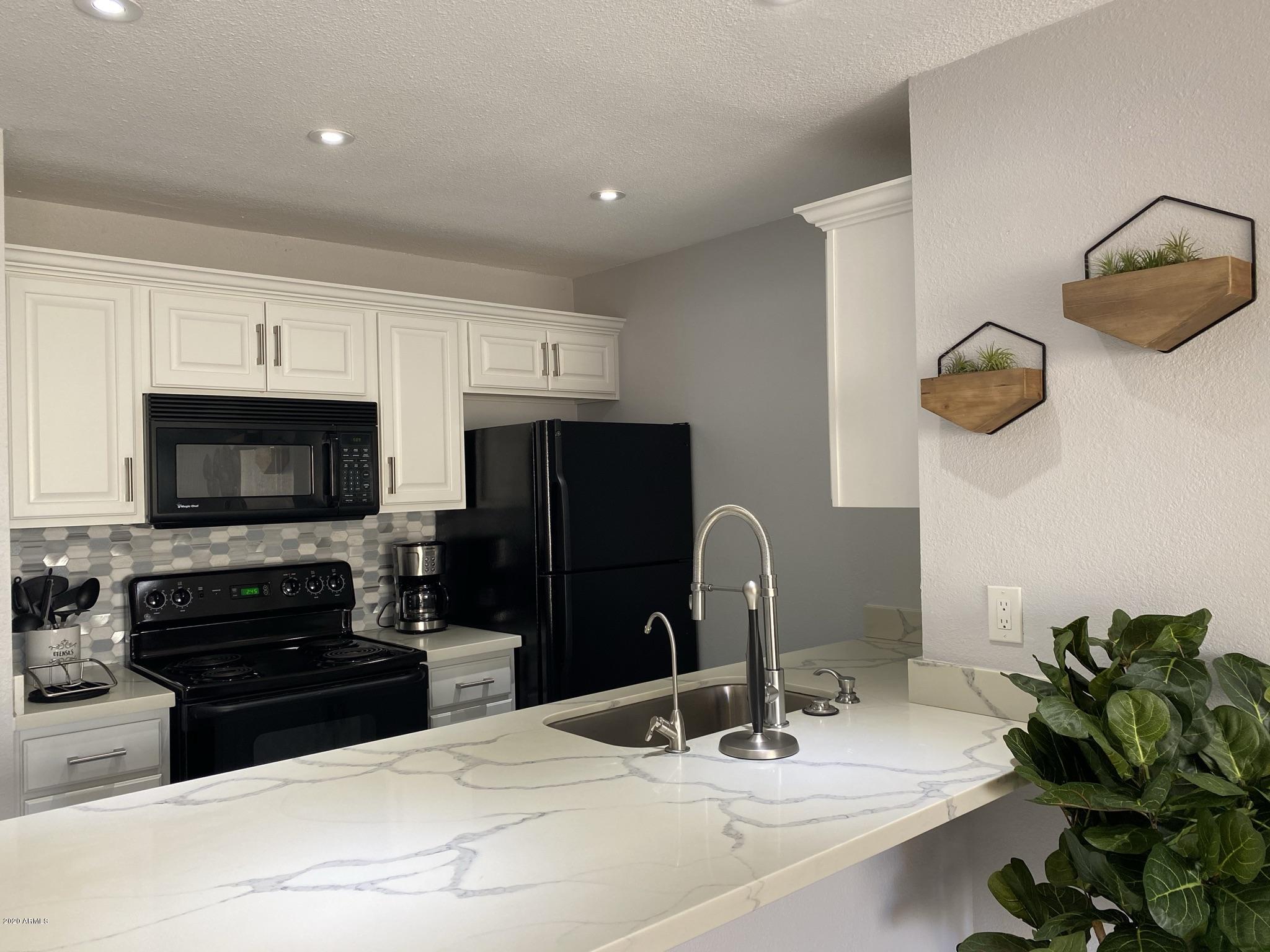 8055 E THOMAS Road C109