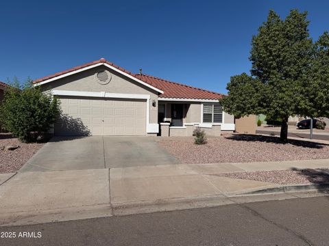 3114 W CAVEDALE Drive Phoenix AZ 85083