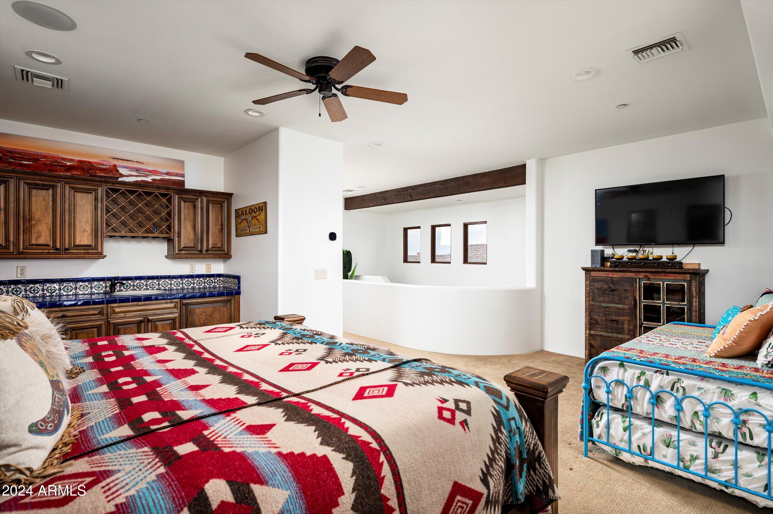 CAVE CREEK SOUTH 40 MCR 050945, Lot 12 - Residential