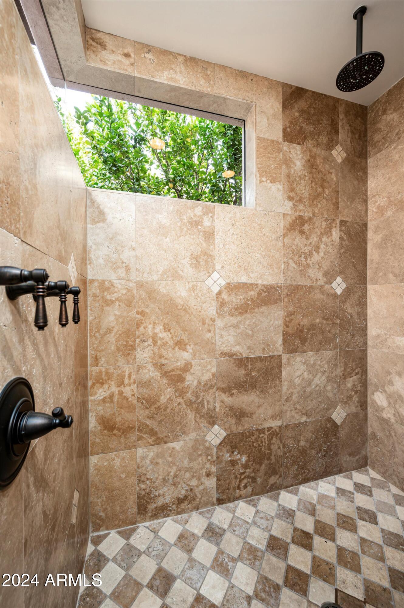 CAVE CREEK SOUTH 40 MCR 050945, Lot 12 - Residential