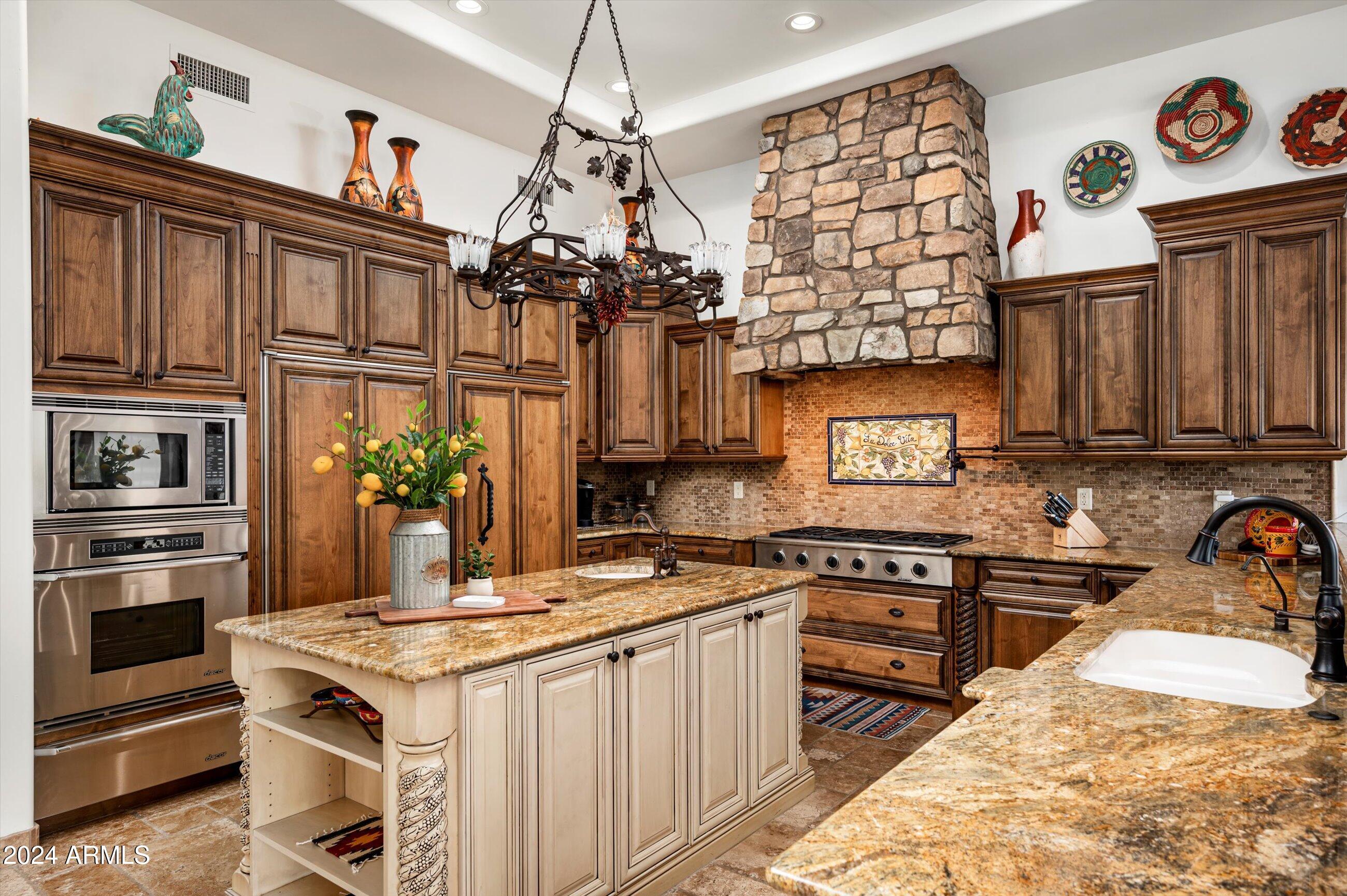 CAVE CREEK SOUTH 40 MCR 050945, Lot 12 - Residential
