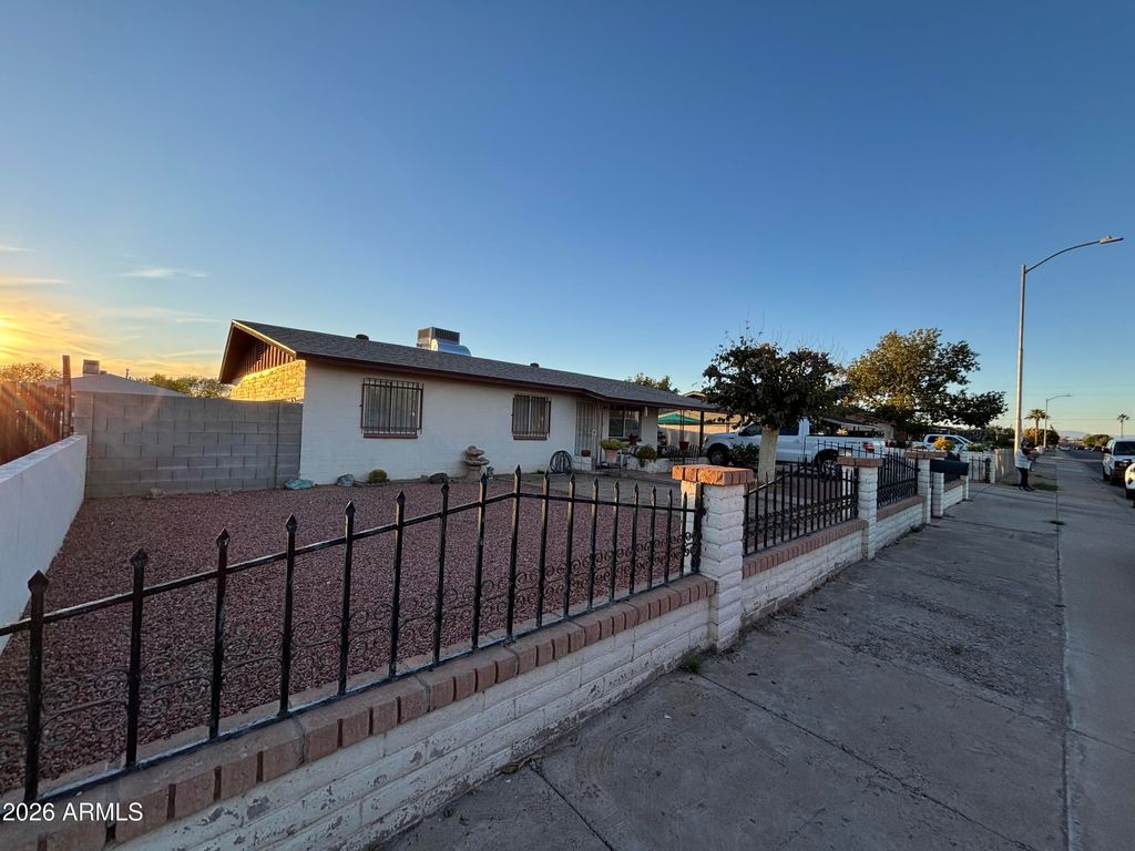 Photo of 14010 N 4th Avenue, El Mirage, AZ 85335 (MLS # 6994122)