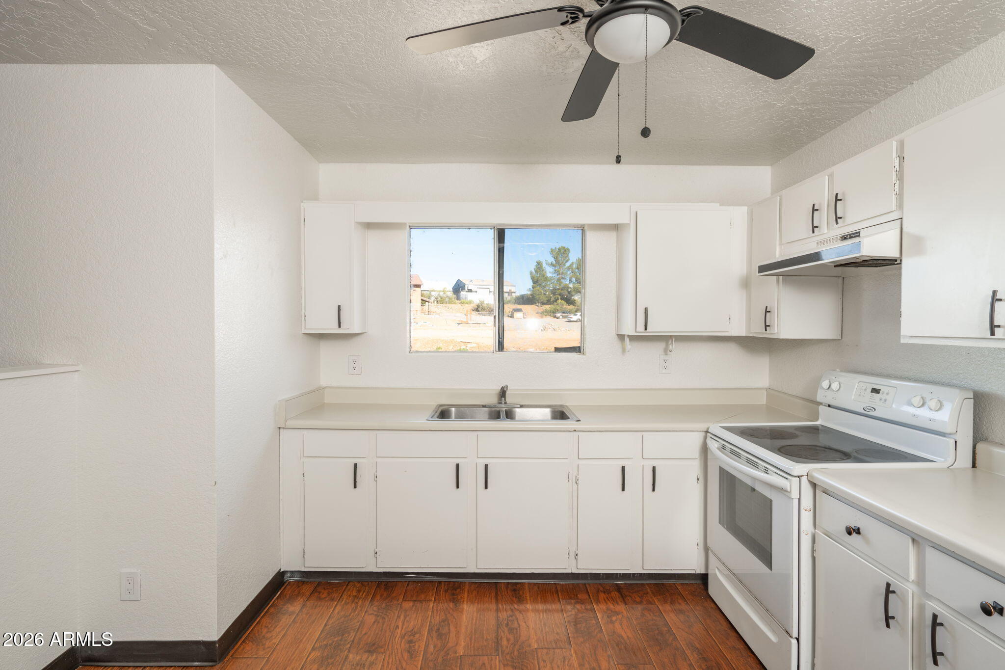 4224 E Canyon Trail B3