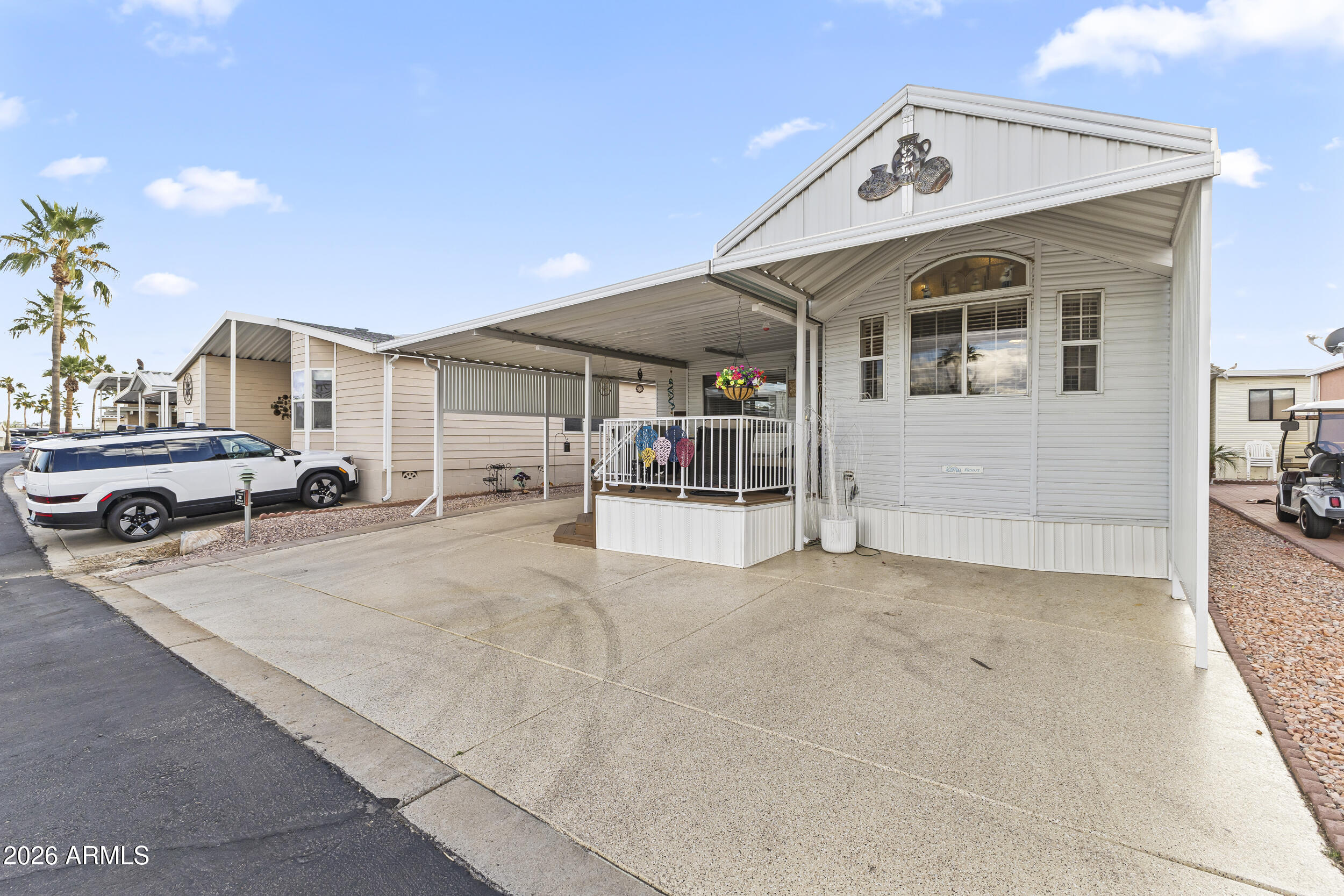 17200 W BELL Road 548