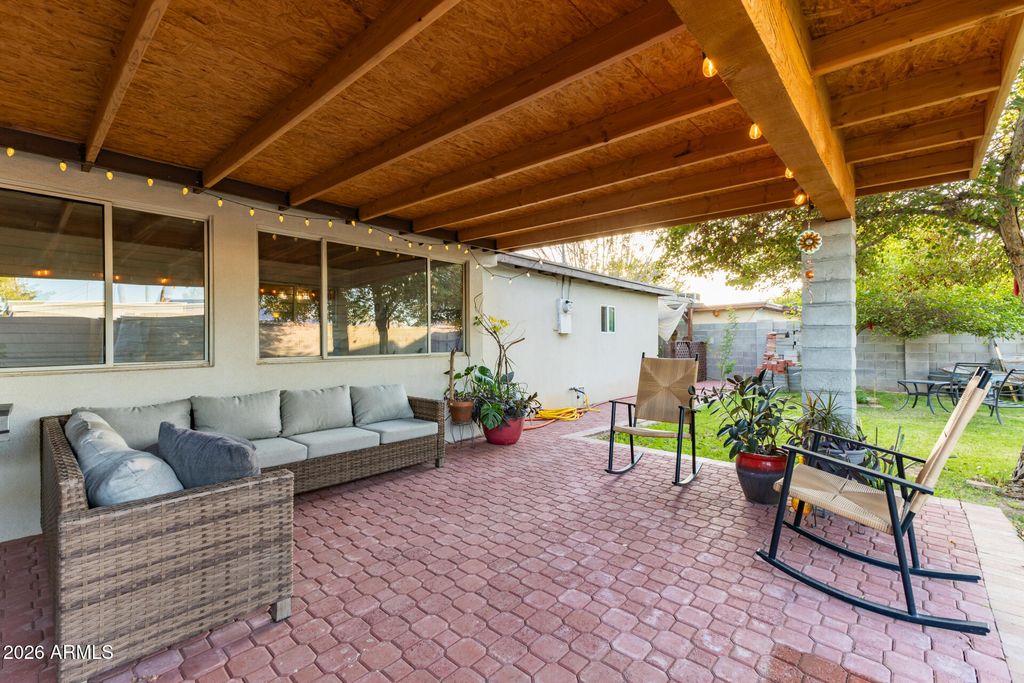 Photo of 2810 W San Miguel Avenue, Phoenix, AZ 85017 (MLS # 6977106)